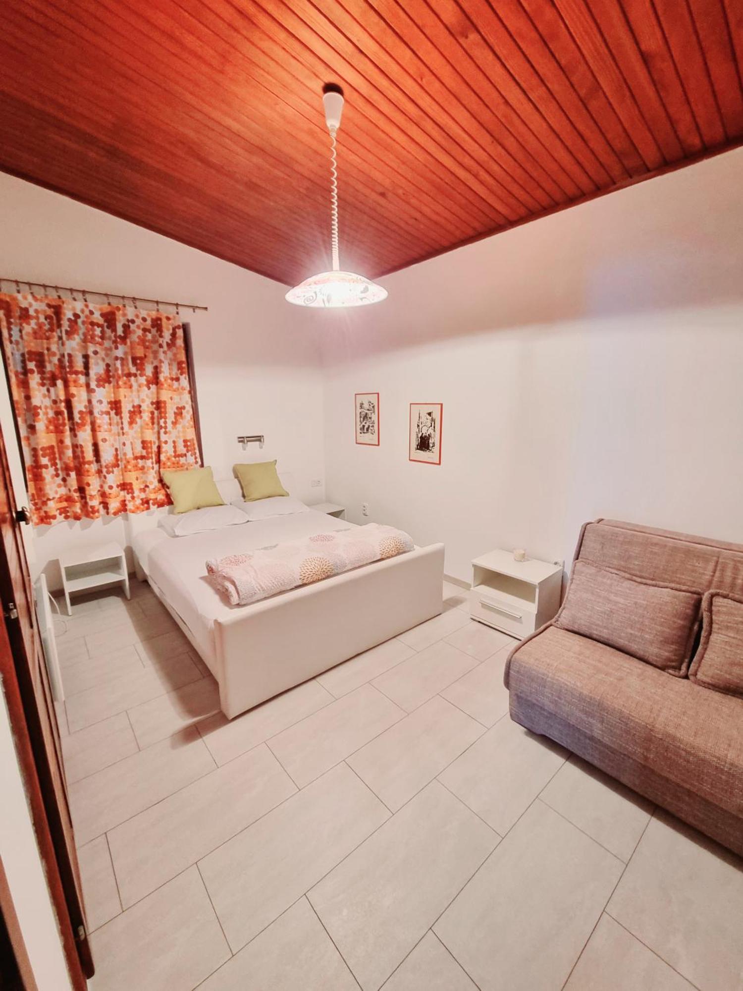 Villa Zlata - Holiday House Baska  Room photo